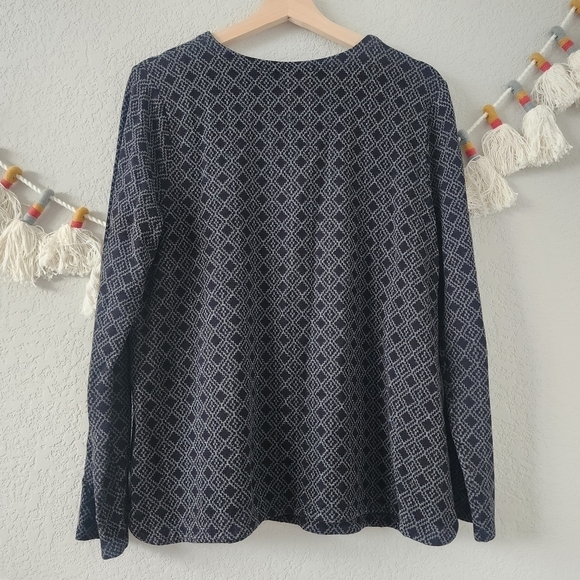 J. Jill Ponte Geometric Black Long Sleeve Knit Pullover Top Minimalist Modest M - Picture 2 of 9
